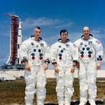 img-reading-public-museum-to-the-moon-1